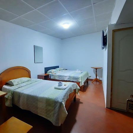 Hostal Dulzura Caraz Εξωτερικό φωτογραφία