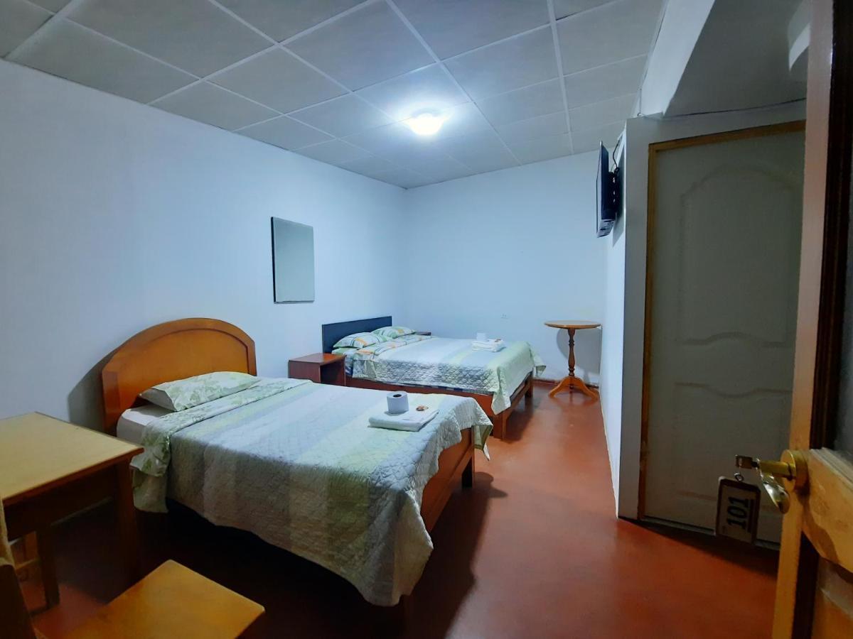 Hostal Dulzura Caraz Εξωτερικό φωτογραφία